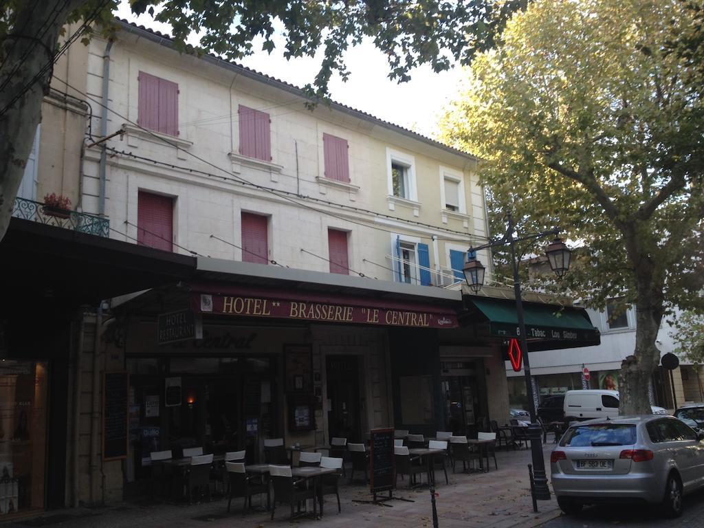 Hotel Restaurant Le Central Châteaurenard Exteriör bild